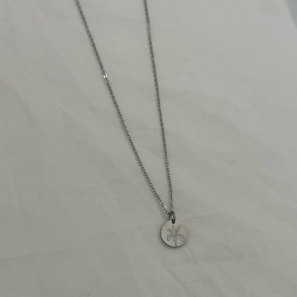 NWOT Iris Stainless Steel Pisces - February Birth Flower Necklace Mother’s Day - Picture 6 of 8